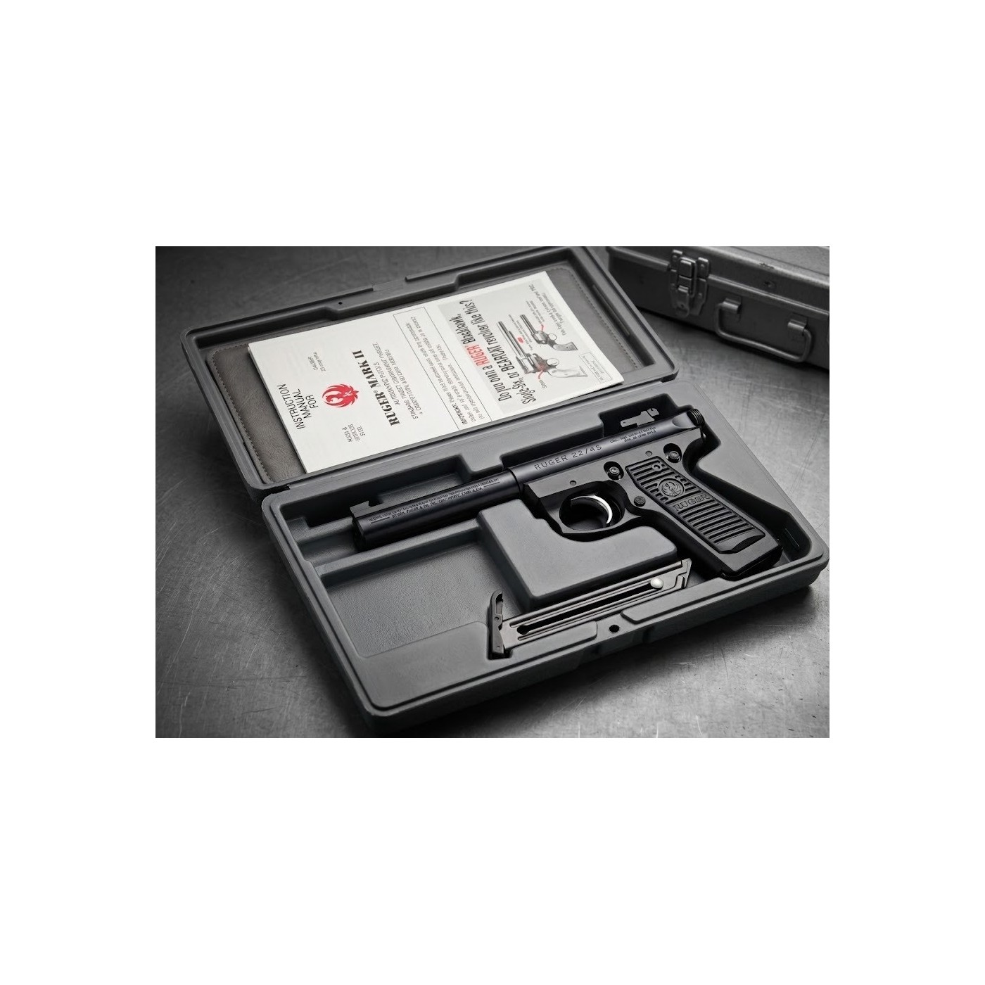 Ruger MARK II  22/45 in 22 LR