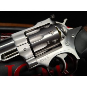 Ruger GP 100 canna da 4" in 22LR