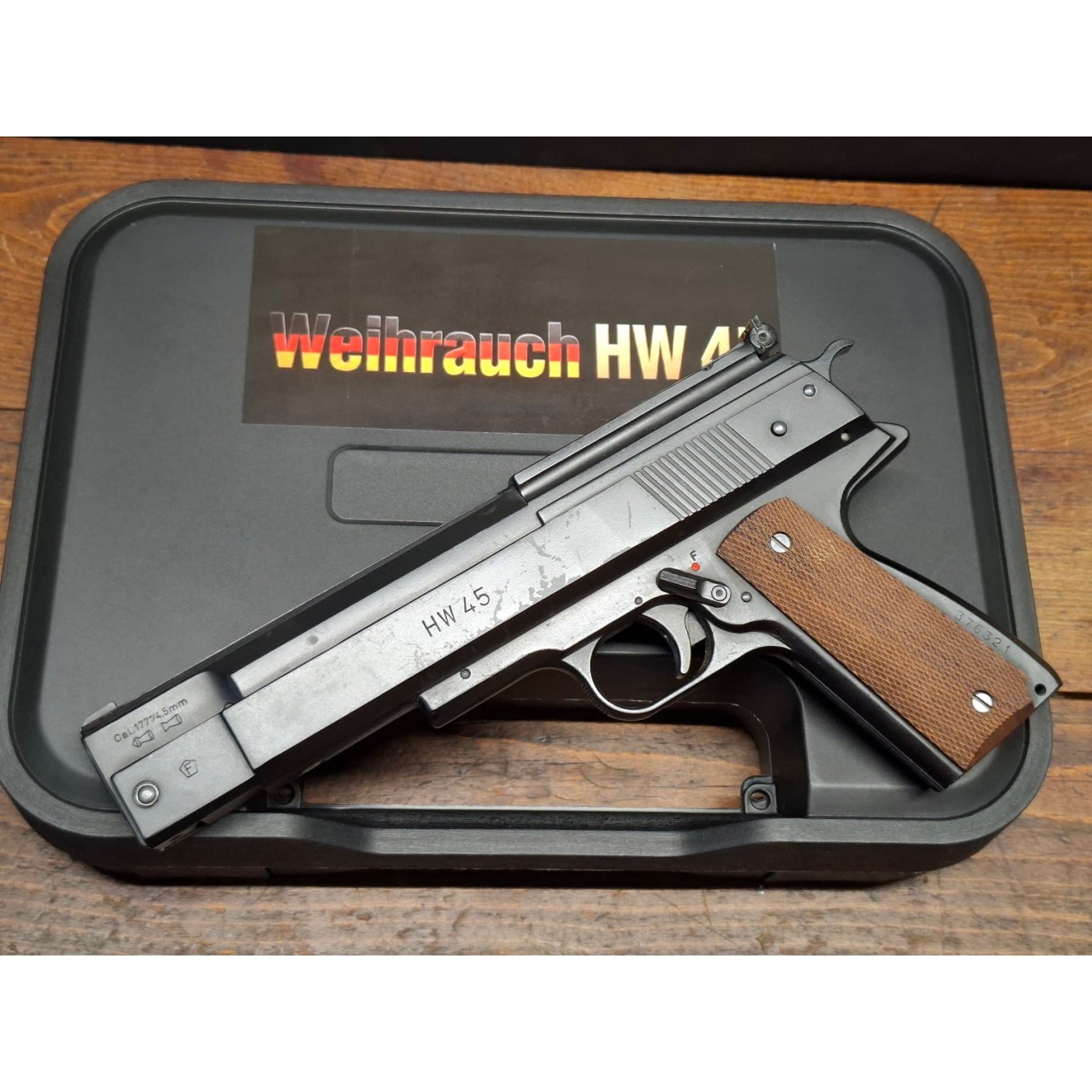 Weihrauch calibro 4,5 modello HW45