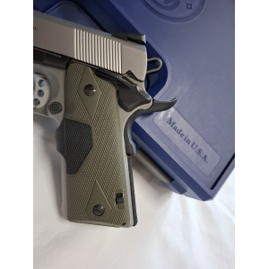 Smith & Wesson modello 1911 / Laser / calibro 45 ACP